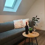 Panorama Vendeghaz 公寓 *