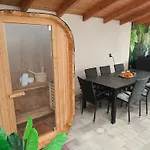 Panorama Vendeghaz 公寓 *